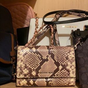 Crossbody MK purse (no wallet)